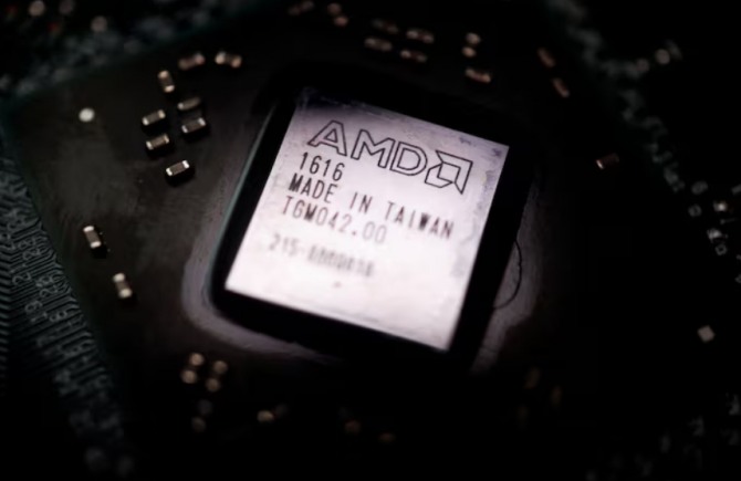 2023년 2월 17일에 촬영된 사진에서 반도체 회사 AMD(Advanced Micro Devices Inc)의 로고가 보인다. 사진=로이터