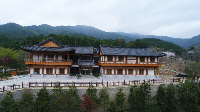 광양목재문화체험장이 다양한 프로그램 운영으로 이용객들에게 큰 호응을 얻고 있다.  사진=전남 광양시