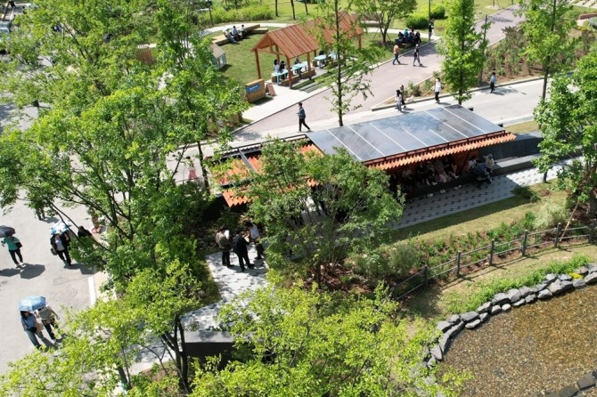 2025 서울국제정원박람회 내 경동나비엔 정원 정원의 온도 전경  /사진=경동나비엔