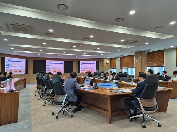 한국남동발전 경남 본사에서 R&D 전략기획 컨퍼런스가 진행되고 있다. 사진=남동발전