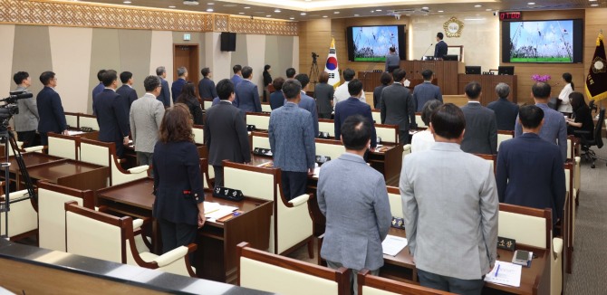 평택시의회 제256회 제1차 정례회 제1차 본회의가 진행되고 있다. 사진=평택시의회