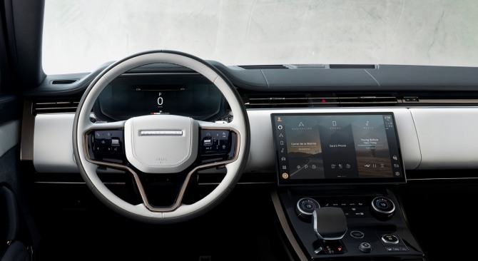 올 뉴 레인지로버 스포츠 P550e 인테리어 사진=JLR
