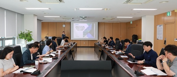 25일 울산항 부가가치 향상을 위한 착수보고회 모습. 사진=울산항만공사