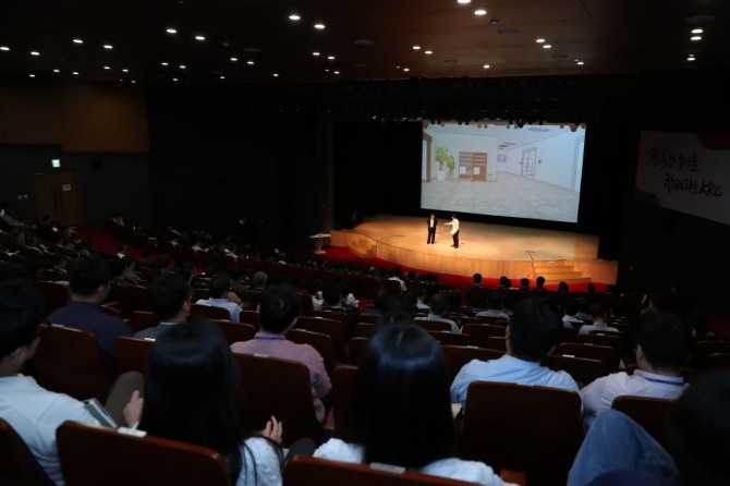 농어촌공사는 지난 24일 전남 나주 본사에서 임직원 400여 명을 대상으로 ‘청렴 라이브(Live) 교육’을 실시했다. 사진=농어촌공사