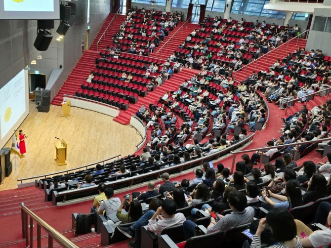 경기도교육청이 27일 경기대학교에서 ‘2025 상반기 경기 중등 진로전담교사 역량 강화 워크숍’을 진행하고 있다. 사진=경기도교육청