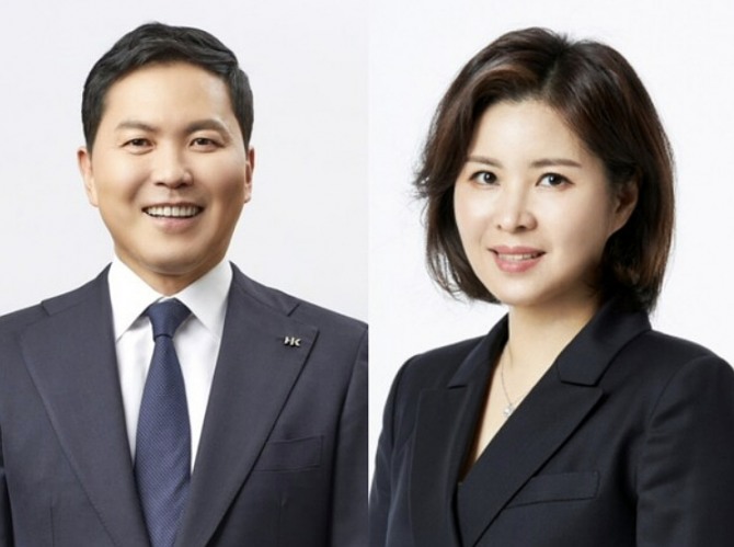 최근 윤상현 콜마홀딩스 부회장(왼쪽)과 윤여원 콜마비앤에이치 대표가 경영권 갈등을 겪고 있다. 사진=한국콜마