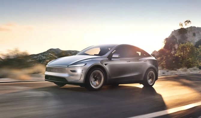 테슬라가 인도에 선보이는 모델 Y SUV