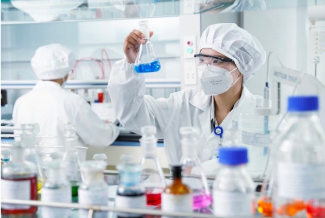 SK그룹이 베트남 제약사 이멕스팜(Imexpharm)의 지분 약 65%를 중국 리브존 제약 그룹(Livzon Pharmaceutical Group)에 매각하는 계약을 체결했다. 사진=카페F