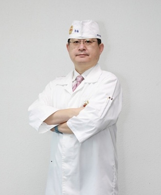 경남정보대 호텔외식조리학과 윤태환 교수. 사진=경남정보대학교
