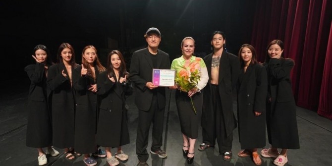 카르멘 리리아 칸투로사스 비야레알 시장과 단원들(인스타그램)