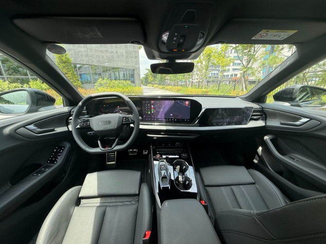 더 뉴 아우디 A5 40 TFSI S-라인 인테리어 사진=육동윤 글로벌이코노믹 기자