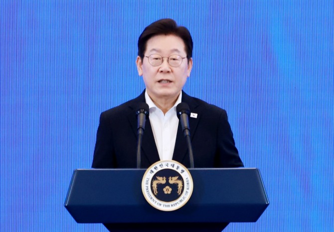 이재명 대통령이 13일 청와대 영빈관에서 열린 국정기획위원회 국민보고대회에서 발언하고 있다. 사진=연합뉴스