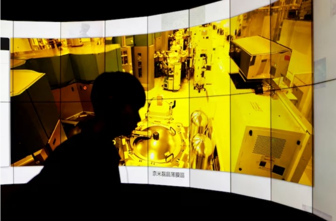 중국 AI 칩 제조업체 캄브리콘 테크놀로지스(Cambricon Technologies)가 상반기 기록적인 매출 급증을 보고했다. 사진=로이터