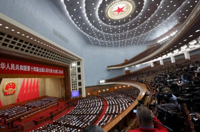다양한 국가 행사에 사용되는 베이징 인민대회당. 중국 지도부는 지방 정부들 사이에 뿌리 깊은 형식주의에 맞서 싸우고 있다. 사진=로이터