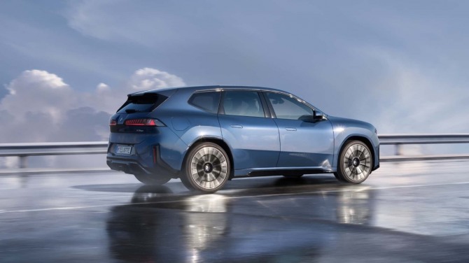 BMW의 새로운 디자인 언어 적용한 iX3 사진=BMW
