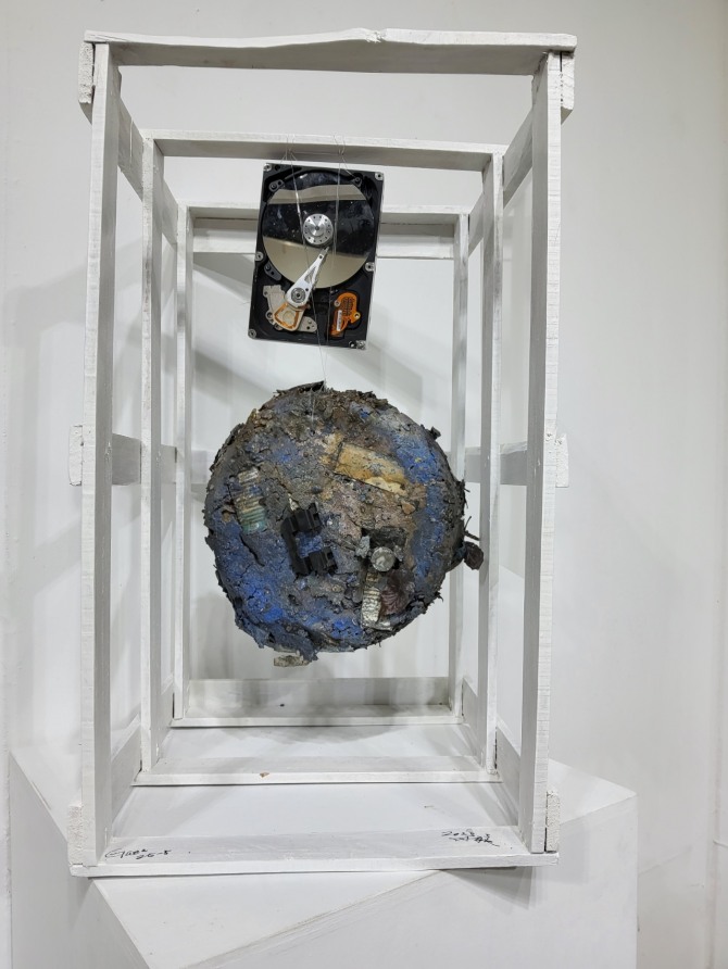 Gaea  25-5, 31.5x34.5x53.5, 2025