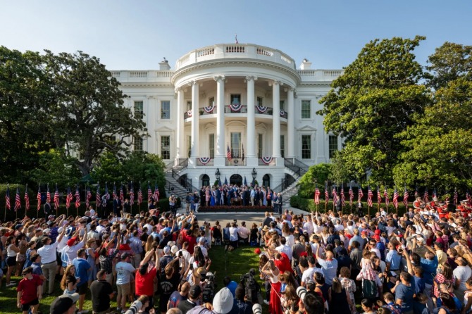   [속보] 한국인 구금사태  유감 ... 트럼프 돌아오라            /사진=백악관 