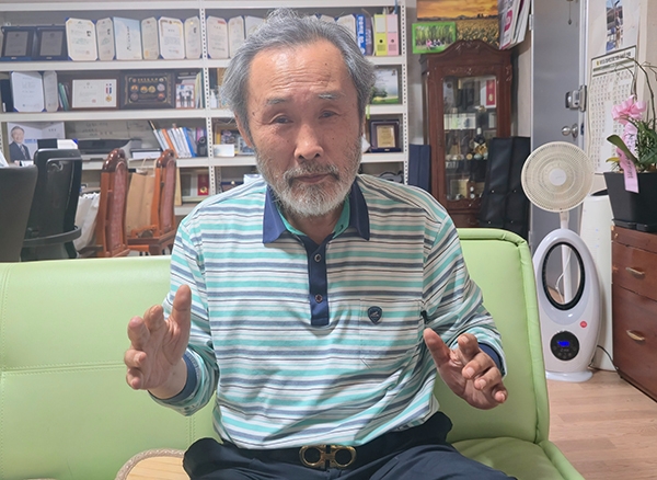 고철용 비리행정척결운동본부장이 비리와 불법으로 얼룩진 지중화 공사에 강력히 문제를 제기하고 나섰다. 사진=비리행정척결운동본부