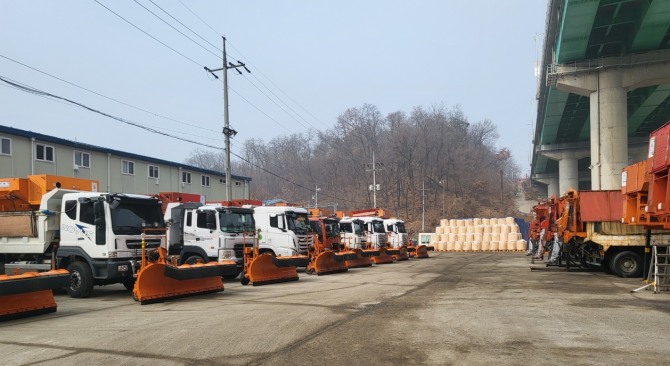 용인특례시가 겨울철 대설에 대비해 선제적 제설 대책을 가동한다. 사진=용인특례시