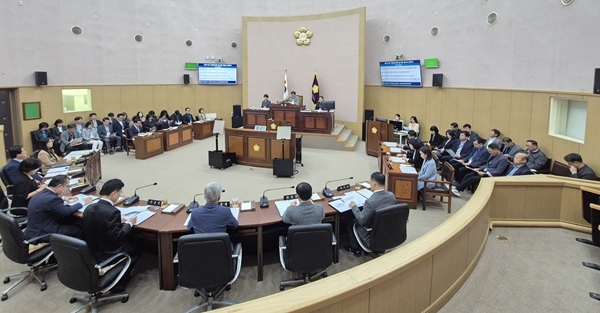 23일 기장군의회가 제291회 임시회를 마무리했다. 사진=기장군의회