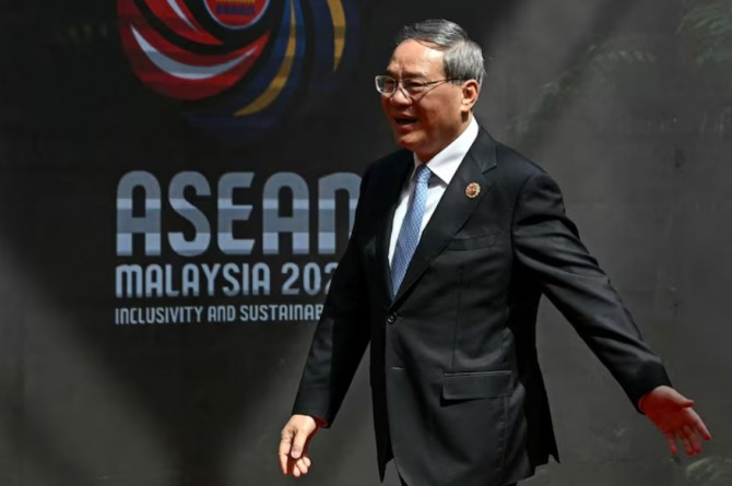 리창 중국 총리가 2025년 10월 27일 쿠알라룸푸르에서 열리는 제47차 동남아시아국가연합(ASEAN) 정상회의에 참석하기 위해 쿠알라룸푸르 컨벤션 센터에 도착하고 있다. 사진=로이터