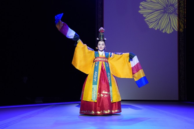 평인(平仁) 이승주의 춤 '기억의 몸짓, 결'