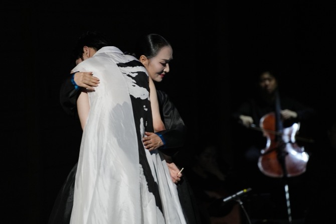 평인(平仁) 이승주의 춤 '기억의 몸짓, 결'