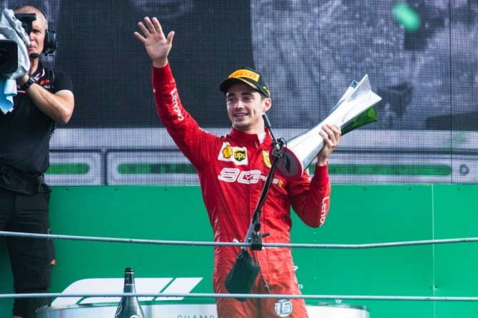 페라리의 젊은 F1 드라이버 샤를 르클레르(Charles Leclerc) 2019년 그랑프리 우승 사진=페라리