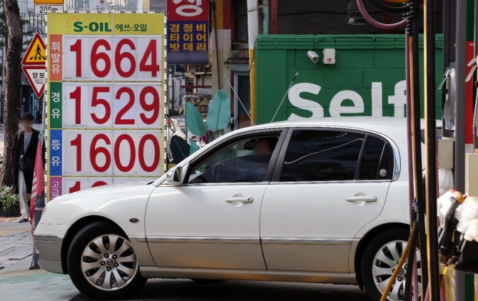 국내 주유소 기름값 3주 만에 상승 전환. 사진=연합뉴스