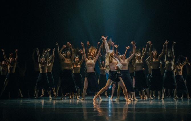 서연수 안무·강요찬 연출 '집 속의 집: 안팎' ⓒBAKi