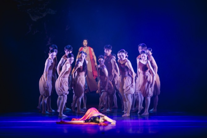 김진미 안무, 최성신 연출의 '오르페우스'(2025)