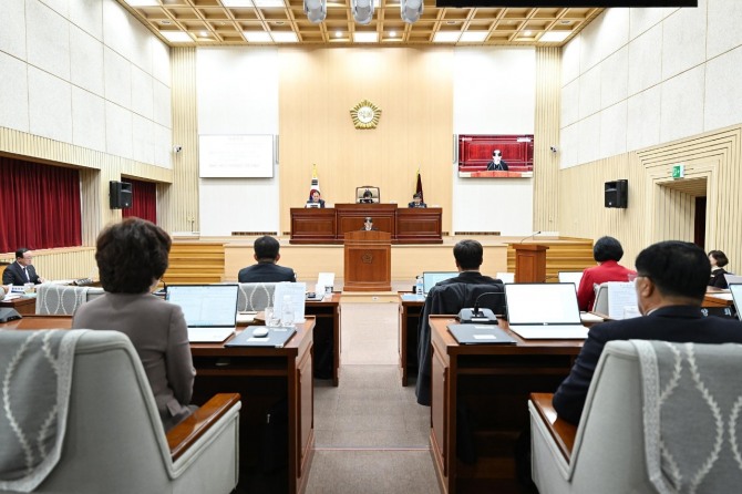 지난 13일 열린 연천군의회 제298회 제2차 정례회.  사진=연천군의회