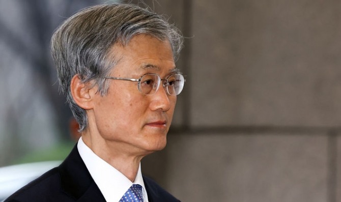 조희대 대법원장이 지난 11일 서울 서초구 대법원으로 출근하고 있다. 사진=뉴시스