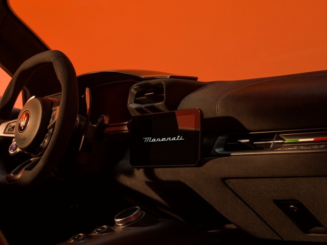 마세라티 MC퓨라 인테리어 사진=마세라티