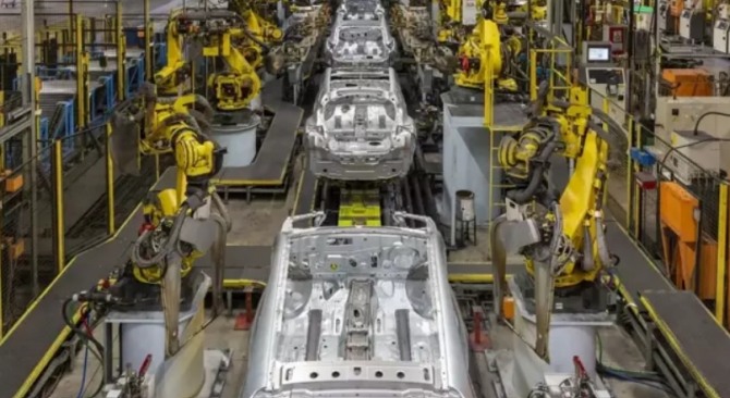 닛산 베르사 단종...현대차·기아, 미국 '최저가 신차' 타이틀 넘겨받... - 뉴스 썸네일 이미지