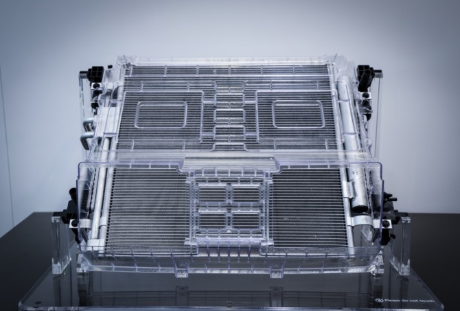 현대위아가 미국 라스베이거스에서 열린 CES 2026에서 공개한 쿨링 모듈의 모습. 사진=현대위아 