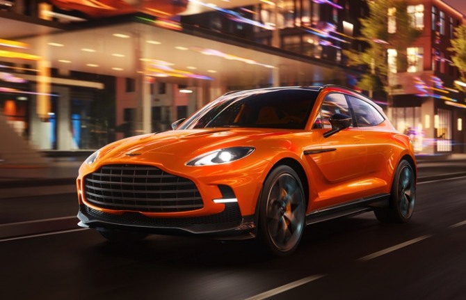 애스턴마틴 DBX707 사진=애스턴마틴