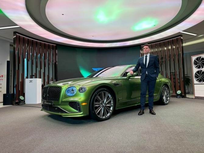 벤틀리 플라잉스퍼 사진=DB