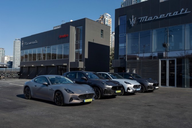 새롭게 오픈한 마세라티 판교 전시장 사진=마세라티코리아