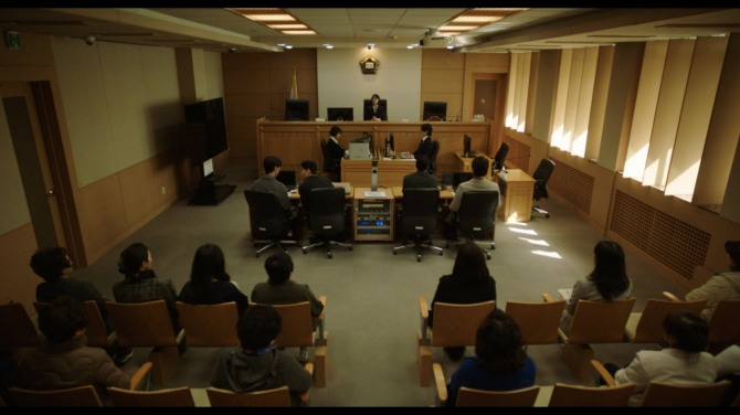 유영의 대해 스님 각본·감독의 '인간 초거대 알고리즘(A Vast  Algorijeum of Humanity)'