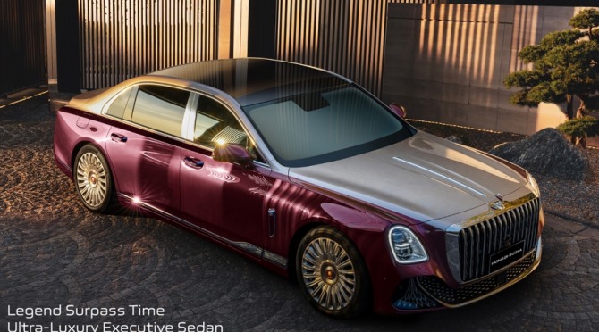 홍치 플래그십 모델 궈야 사진=홍치