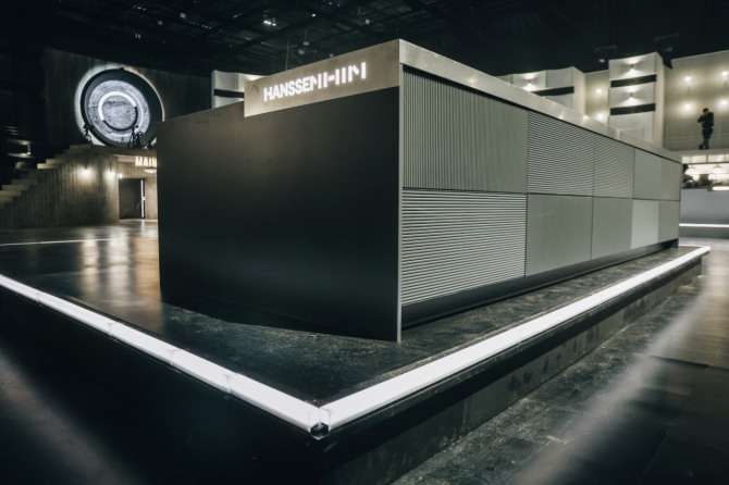 흑백요리사2에서 선보인 유로900 테이트 아일랜드  사진=한샘