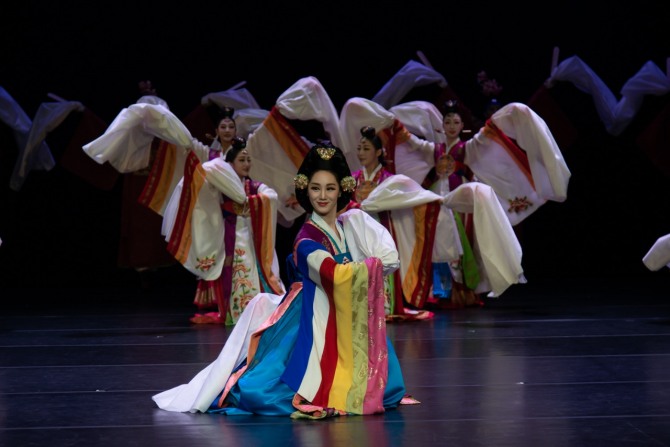 김백봉화관무, 남산국악당, 2022