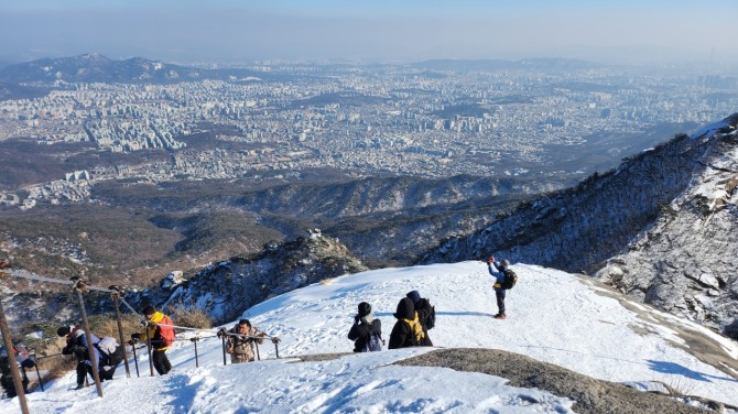 입춘 즈음에, 백승훈 시인