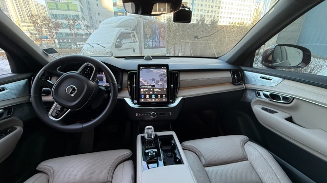 볼보 XC90 B6 사진=육동윤 글로벌이코노믹 기자