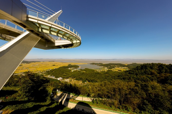 교동도 화개정원 저어새 전망대.  사진=강화군