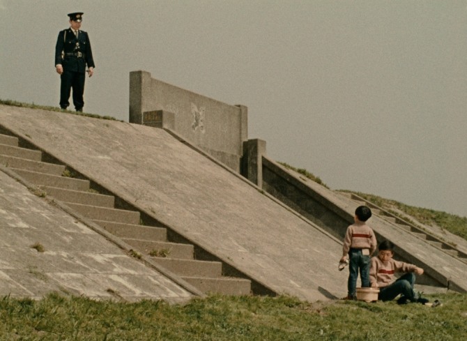 오즈 야스지로 감독의 '안녕하세요'