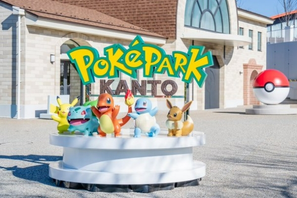 일본 도쿄 소재 요미우리랜드에서 올 2월 5일 개장한 '포케파크 간토' 입구의 조형물. 포켓몬스터 레드·그린에 등장한 포켓몬 다섯이 주인공이 됐다. 왼쪽부터 피카츄와 이상해씨, 파이리, 꼬부기, 이브이. 사진=포케파크 간토 공식 X