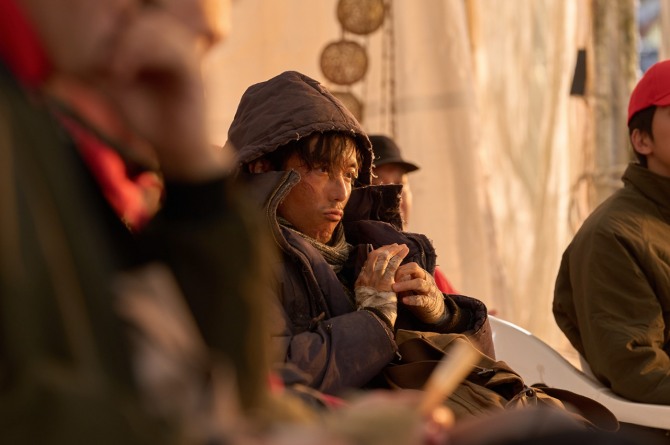 박세영 감독의 '슬라이드 스트럼 뮤트'