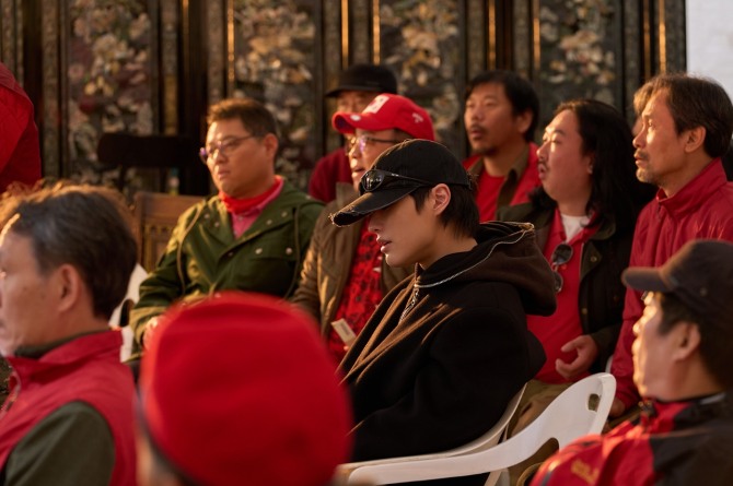 박세영 감독의 '슬라이드 스트럼 뮤트'